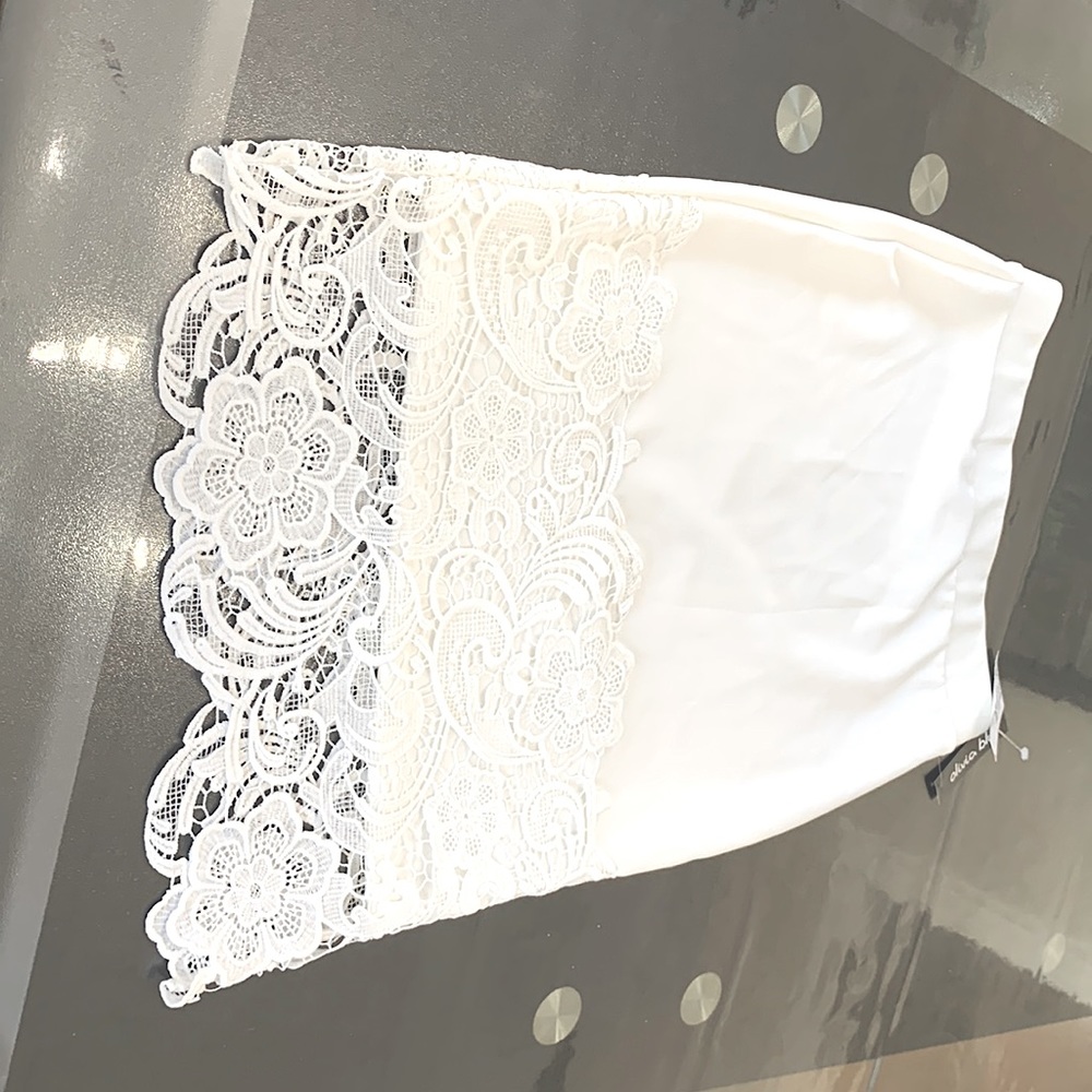 Ivory White Skirt w/ Floral Design.